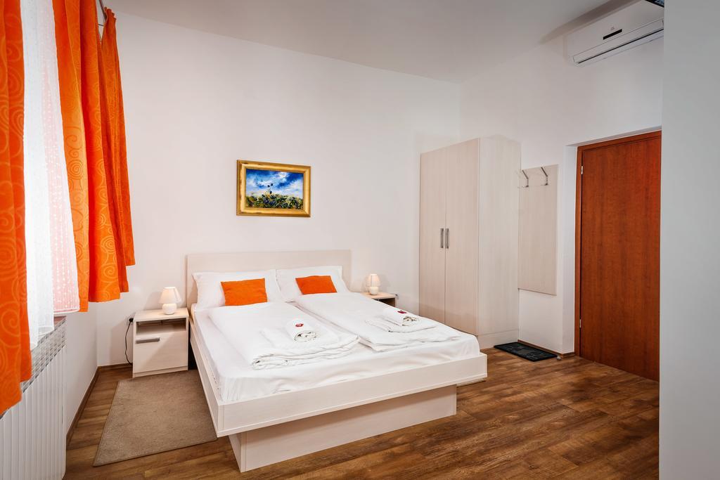 Rooms Lidija زغرب الغرفة الصورة